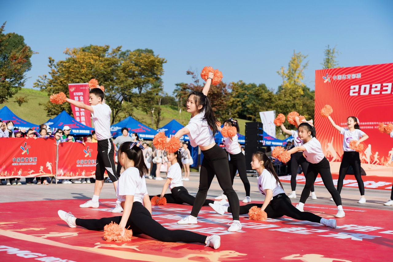 2023全民健身挑戰(zhàn)日長沙站落幕，近兩千市民參與挑戰(zhàn)，點燃運動激情！